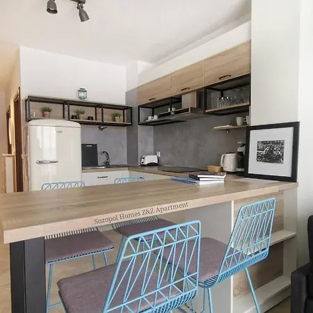 Apartament Front Sea View Homes Z&z